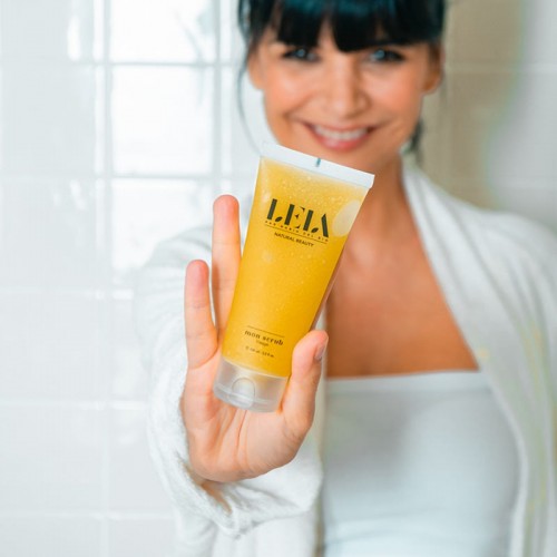 mon scrub Visage